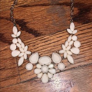 Forever 21 white and gold necklace